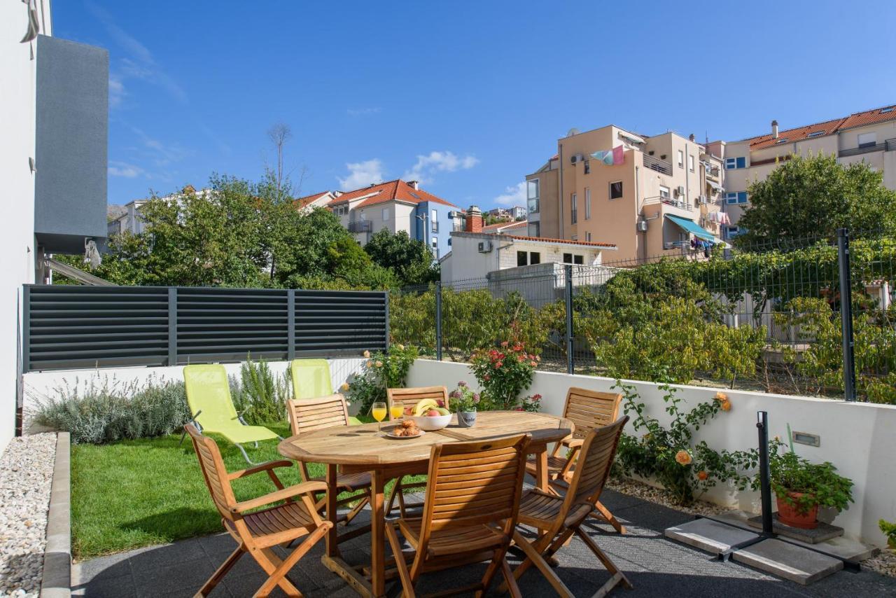 Apartment Nikolina Podstrana Bagian luar foto