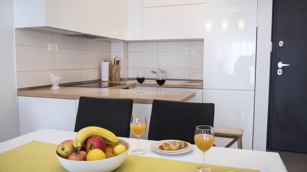 Apartment Nikolina Podstrana Bagian luar foto